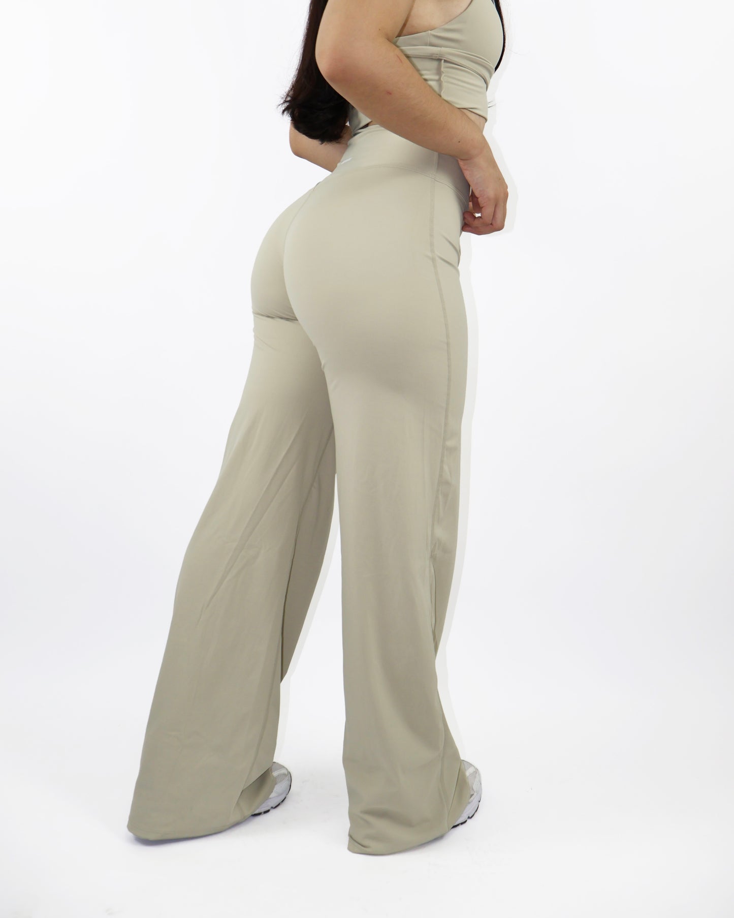 ARIA LEGGINS CORTE RECTO (110 CM)- VERDE SAGE