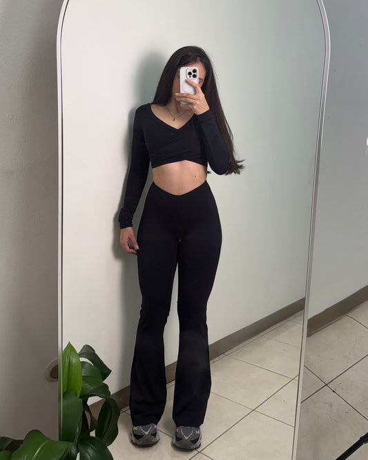 LUNA TOP MANGA LARGA - NEGRO