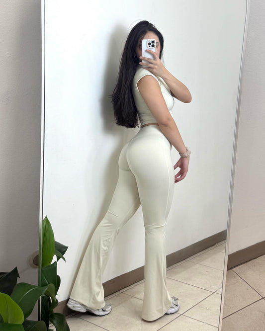 LIA LEGGINS FLARE - BEIGE CLARO